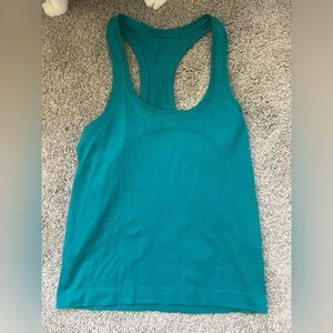 lululemon size 4 teal tank!